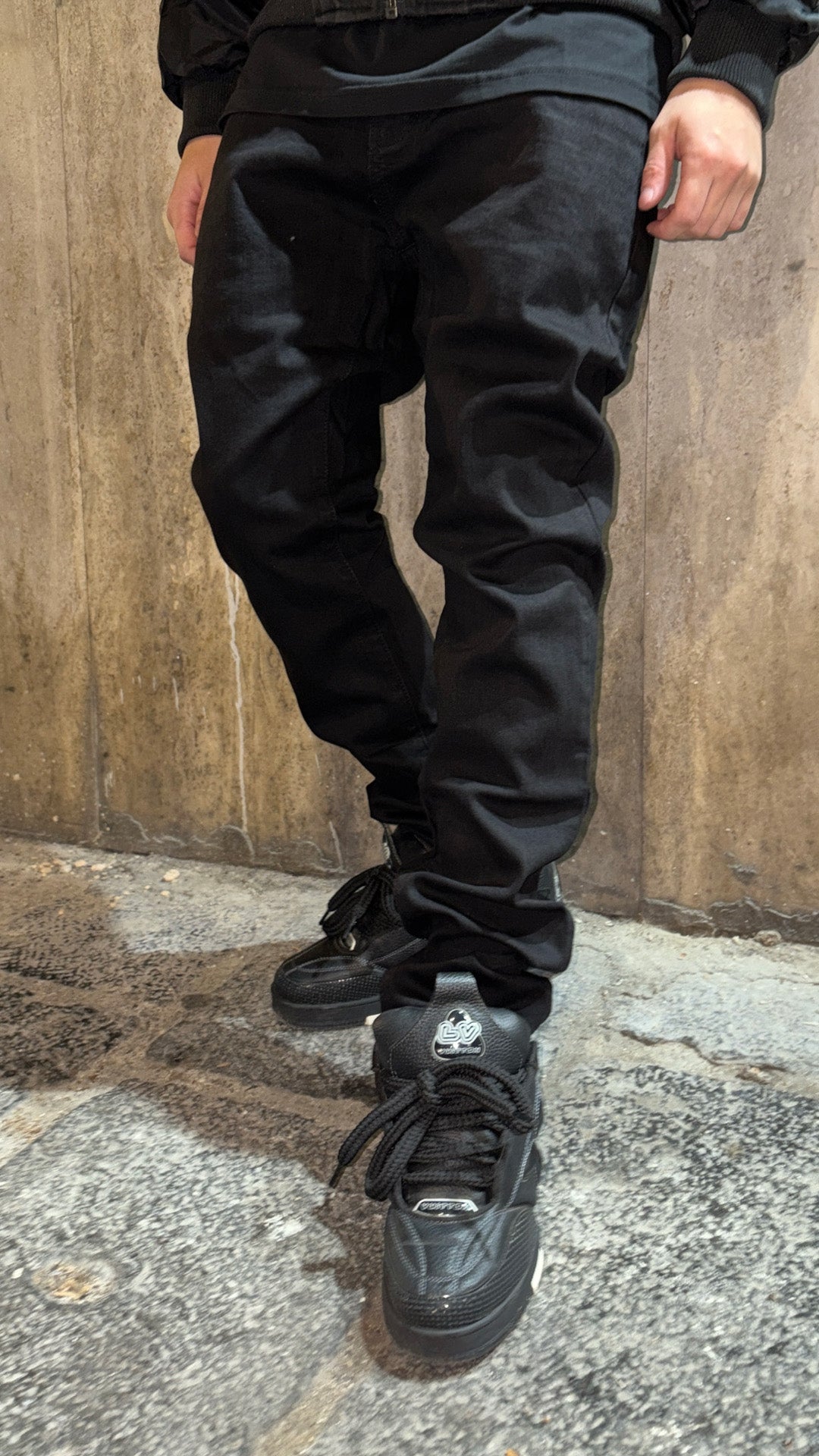 Jeans “Shadow Essential” – Urban Clean Fit