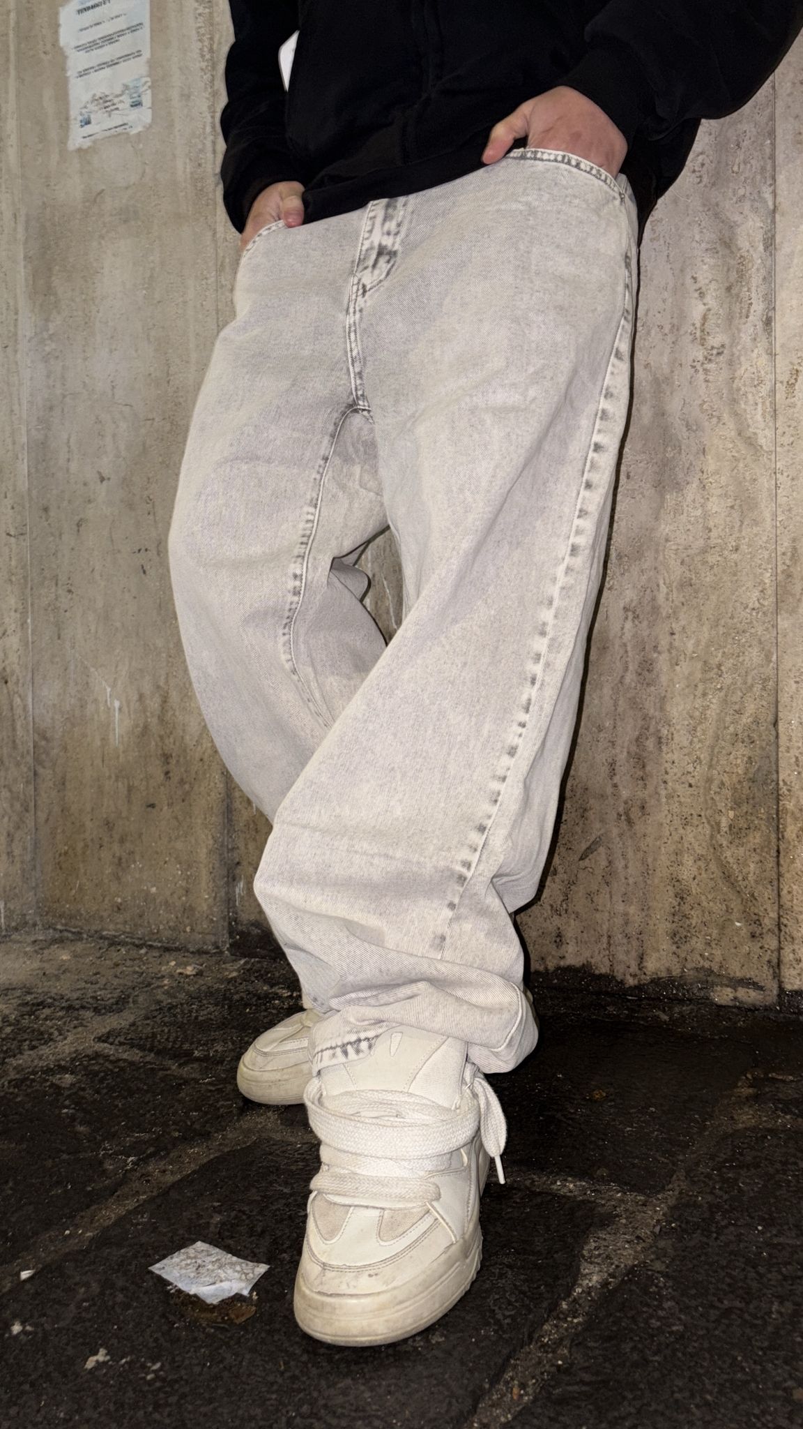 Jeans “Light Wash Baggy Fit” – Grigio Ghiaccio